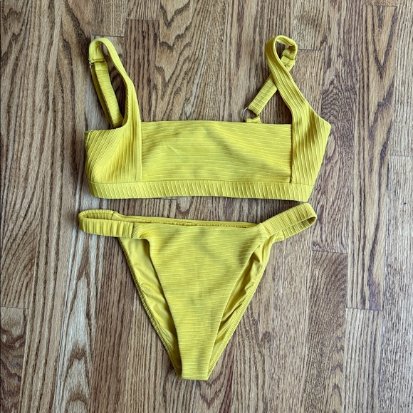 TOBI - Picture 3 of 9